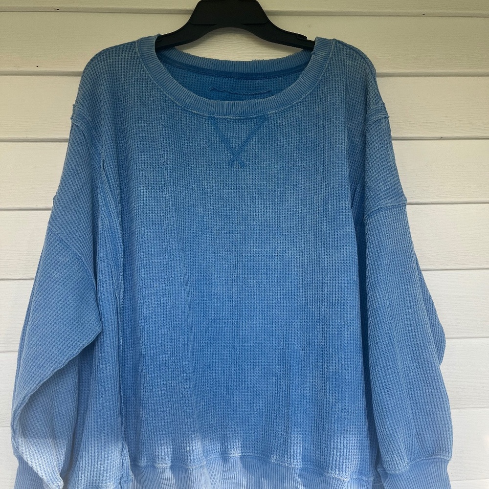 American Eagle blue oversized sweatshirt Small